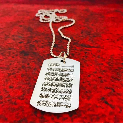 Customized full picture engraved pendant