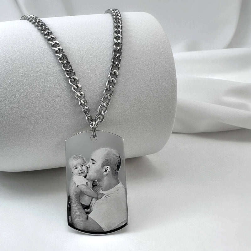 Customized full picture engraved pendant